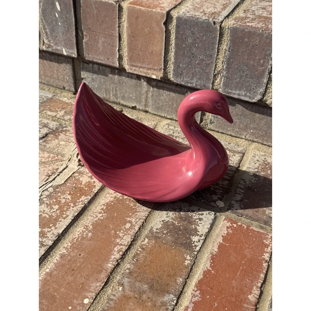 Vintage Swan Towel Holder Mauve Japan Saturday Knight LTD